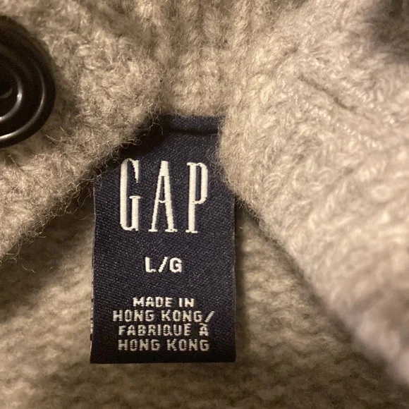 Men’s Gap sweater - Picture 5 of 5